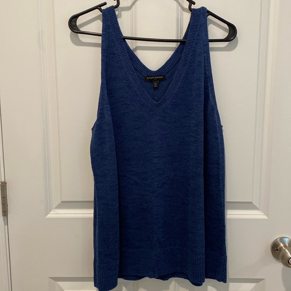 New BR Factory Pointelle Sleeveless Sweater (XL)